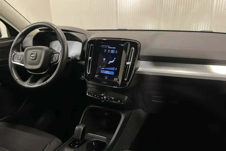 Volvo XC40 din 2021 cu 97.986 km - oferta VOL194180 - foto 8