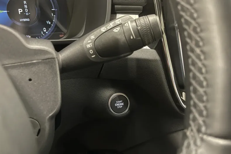 Volvo XC40 din 2021 cu 97.986 km - oferta VOL194180 - foto 25