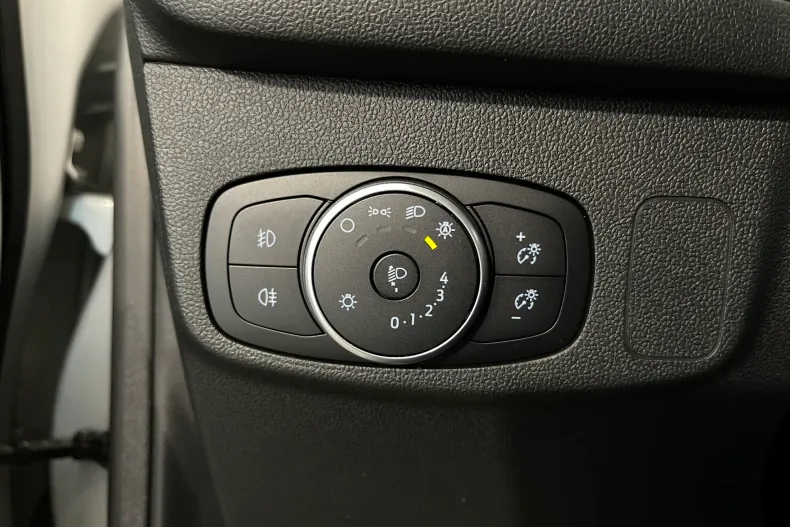 Ford Focus din 2021 cu 46.033 km - oferta FOR194184 - foto 19