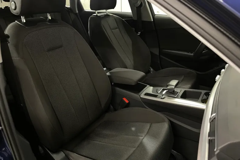 Audi A4 din 2022 cu 71.468 km - oferta AUD194186 - foto 10