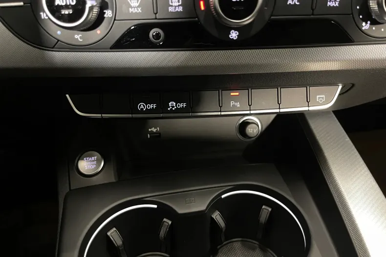 Audi A4 din 2022 cu 71.468 km - oferta AUD194186 - foto 26