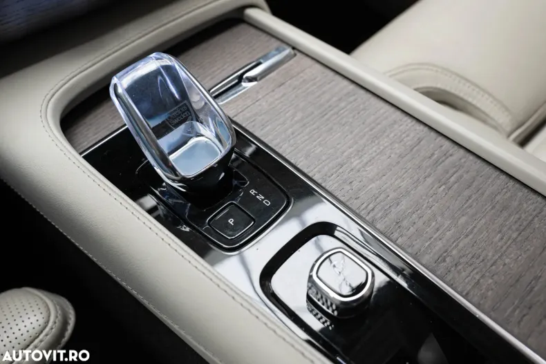 Volvo XC90 din 2023 cu 89.076 km - oferta VOL194191 - foto 6