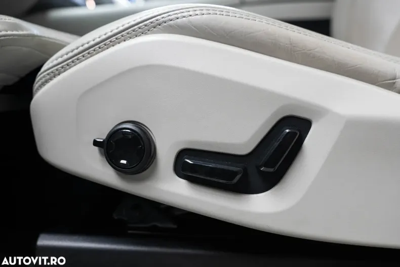 Volvo XC90 din 2023 cu 89.076 km - oferta VOL194191 - foto 29
