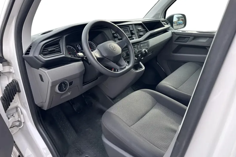 Volkswagen Transporter din 2024 cu 82.480 km - oferta VOL194196 - foto 13