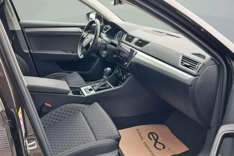 Skoda Superb din 2021 cu 82.911 km - oferta SKO194200 - foto 5