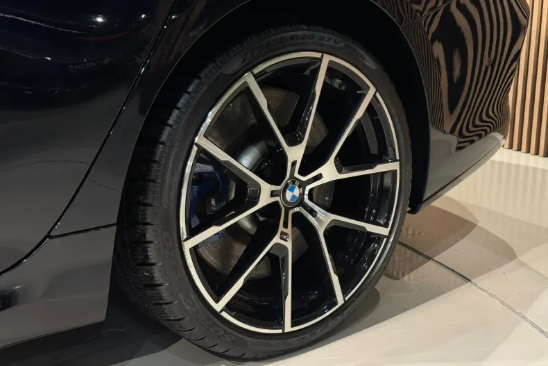 BMW M8 (Seria 8) din 2020 cu 98.153 km - oferta BMW194205 - foto 25