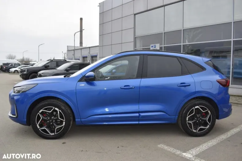 Ford Kuga din 2025 cu 1 km - oferta FOR194207 - foto 9