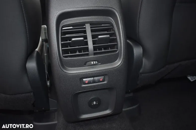 Ford Kuga din 2025 cu 1 km - oferta FOR194207 - foto 23