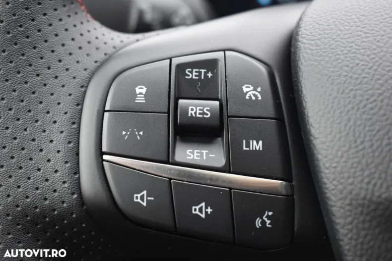 Ford Kuga din 2025 cu 1 km - oferta FOR194207 - foto 28