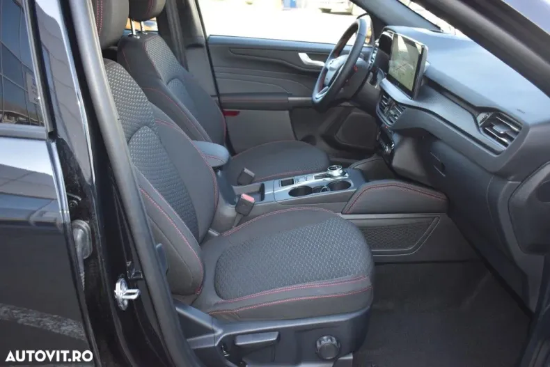 Ford Kuga din 2025 cu 1 km - oferta FOR194208 - foto 14