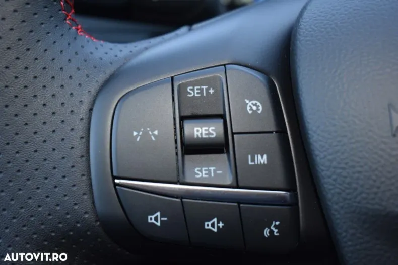 Ford Kuga din 2025 cu 1 km - oferta FOR194208 - foto 22