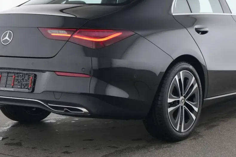 Mercedes-Benz CLA (Clasa CLA) din 2025 cu 19.240 km - oferta MER194214 - foto 9