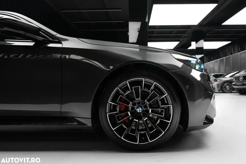 BMW M5 (Seria 5) din 2025 cu 9.000 km - oferta BMW194221 - foto 5