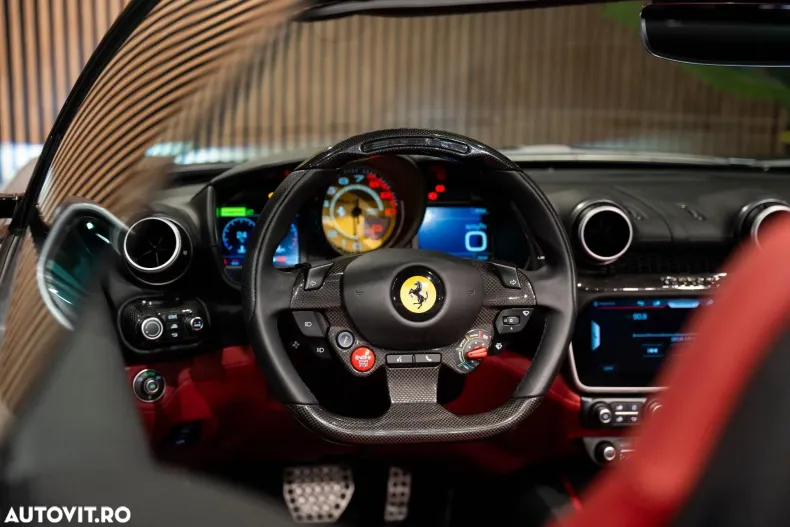 Ferrari Portofino din 2023 cu 1.400 km - oferta FER194227 - foto 24