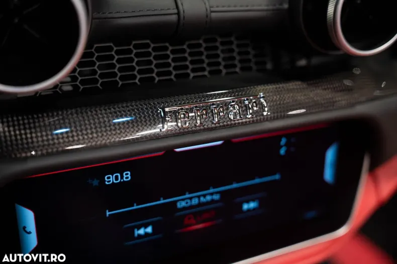 Ferrari Portofino din 2023 cu 1.400 km - oferta FER194227 - foto 34