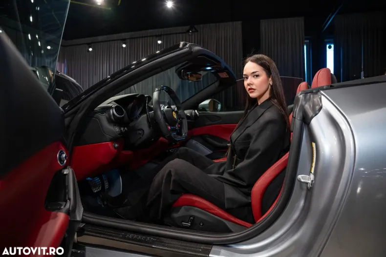 Ferrari Portofino din 2023 cu 1.400 km - oferta FER194227 - foto 37