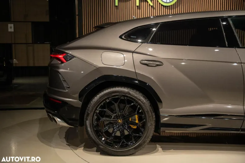 Lamborghini Urus din 2022 cu 27.500 km - oferta LAM194228 - foto 17