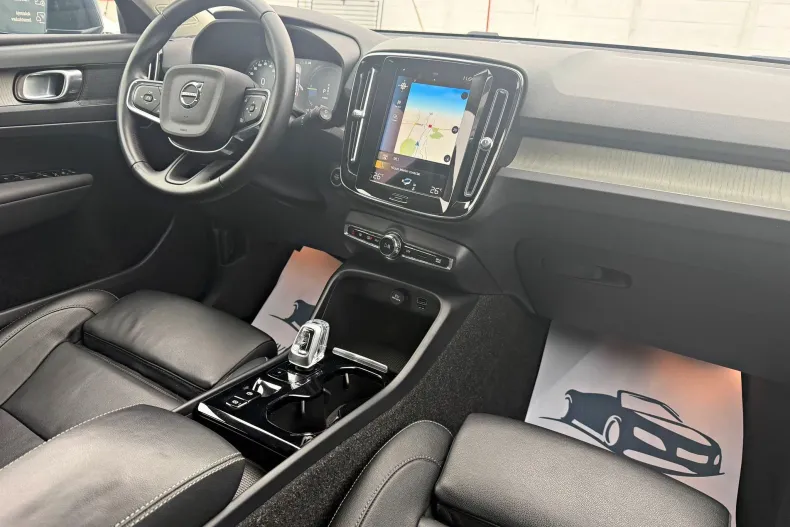 Volvo XC40 din 2020 cu 153.430 km - oferta VOL194234 - foto 10