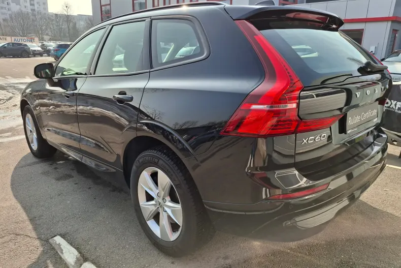 Volvo XC60 din 2021 cu 65.538 km - oferta VOL194241 - foto 8