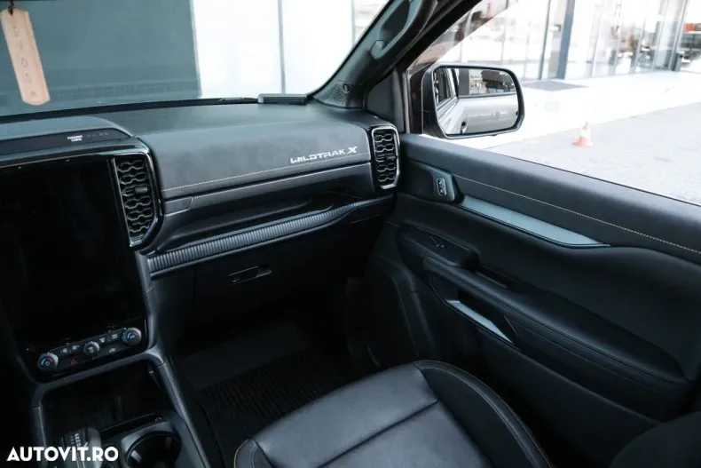 Ford Ranger din 2024 cu 10.500 km - oferta FOR194261 - foto 28