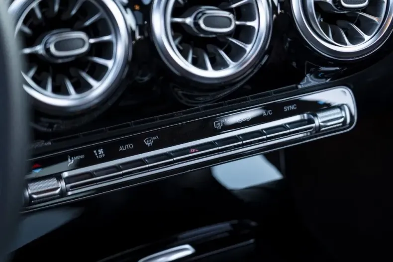 Mercedes-Benz A 250 (Clasa A) din 2024 cu 25.810 km - oferta MER194262 - foto 22