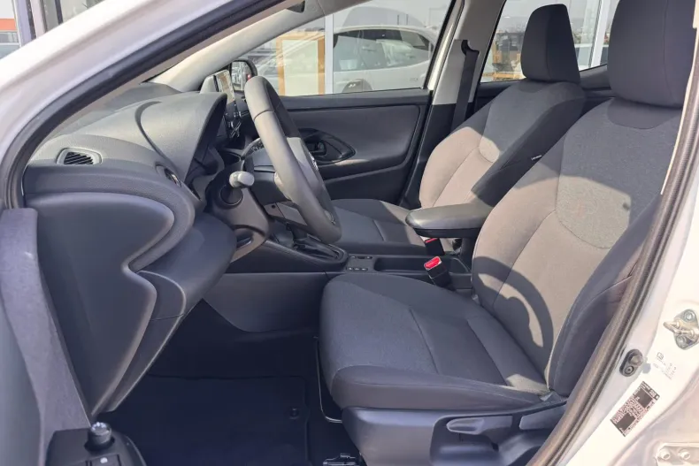 Toyota Yaris din 2022 cu 53.020 km - oferta TOY194274 - foto 10