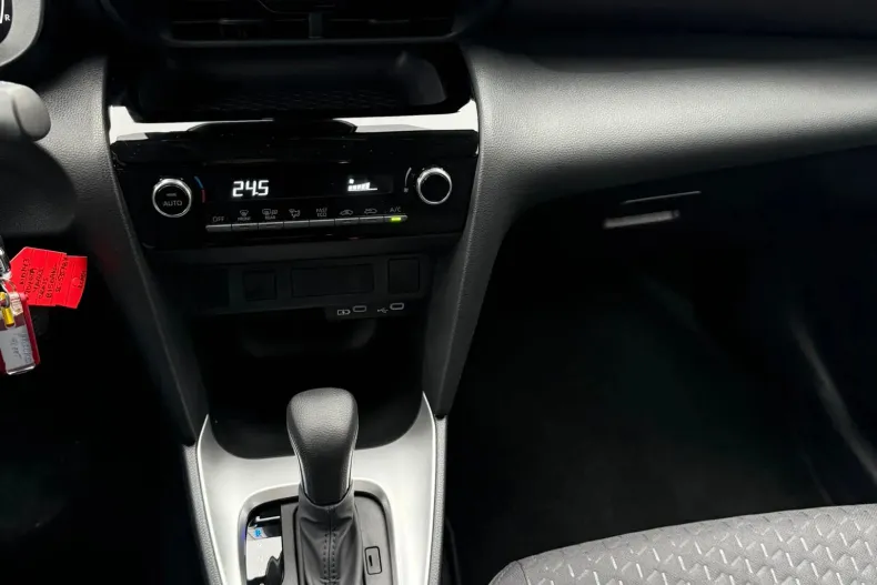 Toyota Yaris Cross din 2025 cu 3.058 km - oferta TOY194276 - foto 16