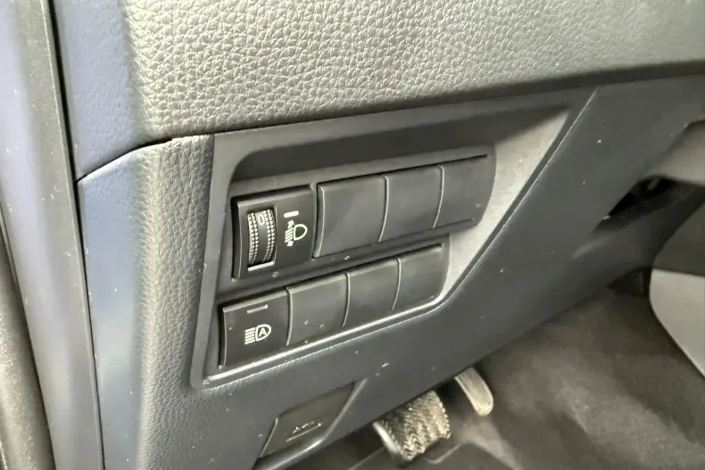 Toyota Yaris Cross din 2025 cu 3.058 km - oferta TOY194276 - foto 20