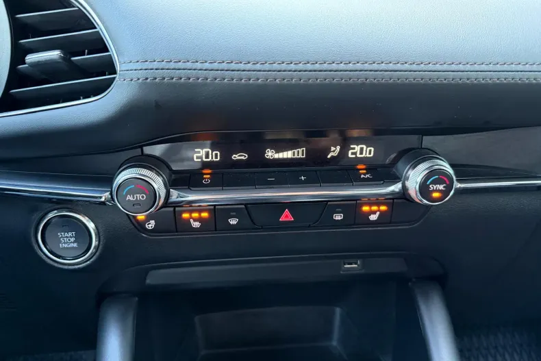 Mazda 3 din 2021 cu 60.065 km - oferta MAZ194278 - foto 19