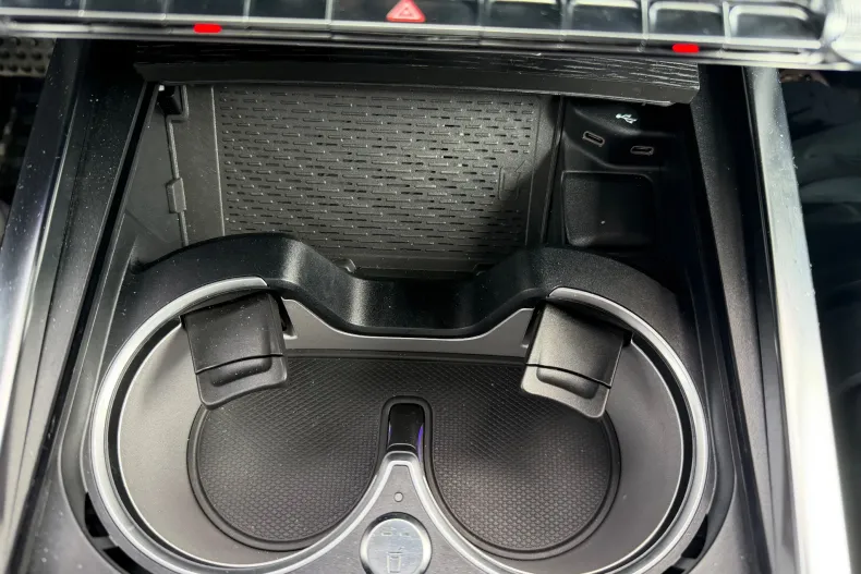 Mercedes-Benz G din 2025 cu 1.850 km - oferta MER194282 - foto 37