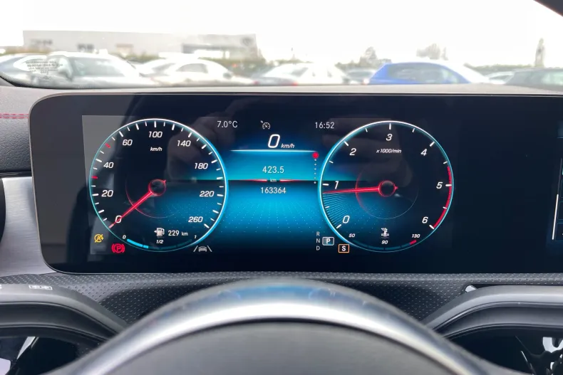 Mercedes-Benz CLA (Clasa CLA) din 2020 cu 163.000 km - oferta MER194296 - foto 39