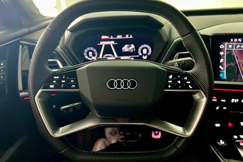 Audi Q4 din 2023 cu 17.462 km - oferta AUD194297 - foto 9