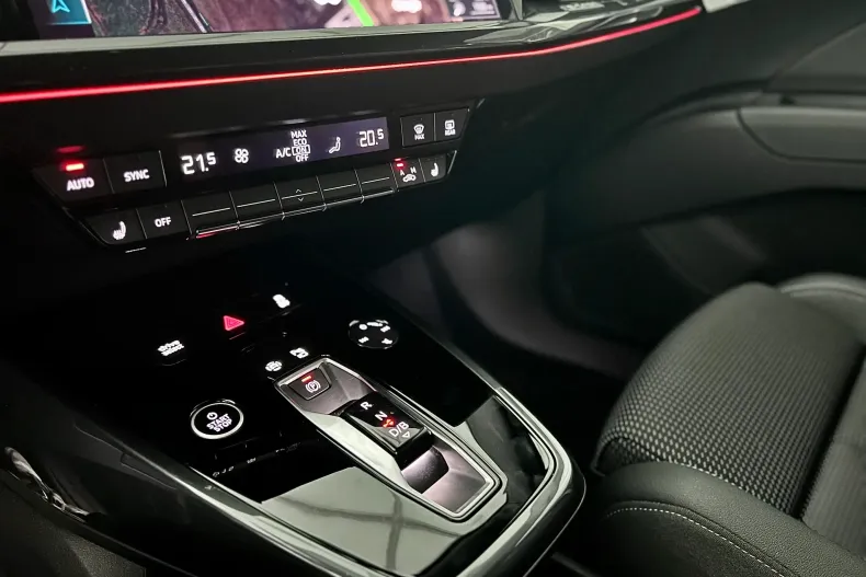 Audi Q4 din 2023 cu 17.462 km - oferta AUD194297 - foto 15