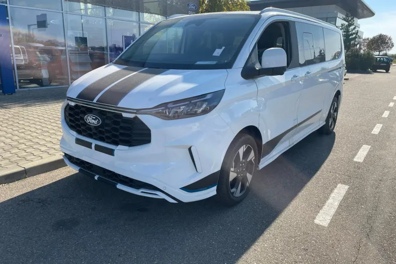 Ford Tourneo Custom din 2024 cu 5 km - oferta FOR194299 - foto 24