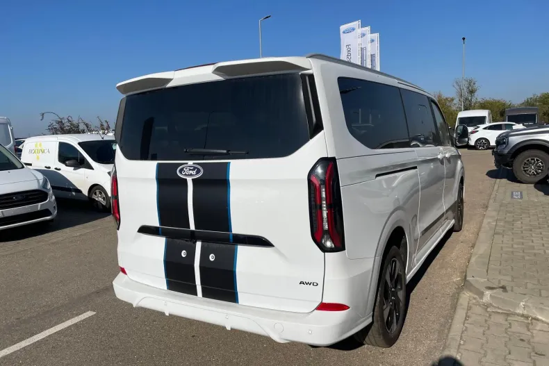 Ford Tourneo Custom din 2024 cu 5 km - oferta FOR194299 - foto 26