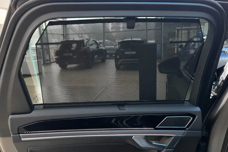 Volkswagen Touareg din 2025 cu 12 km - oferta VOL194300 - foto 19