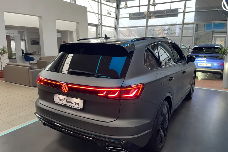 Volkswagen Touareg din 2025 cu 12 km - oferta VOL194300 - foto 20