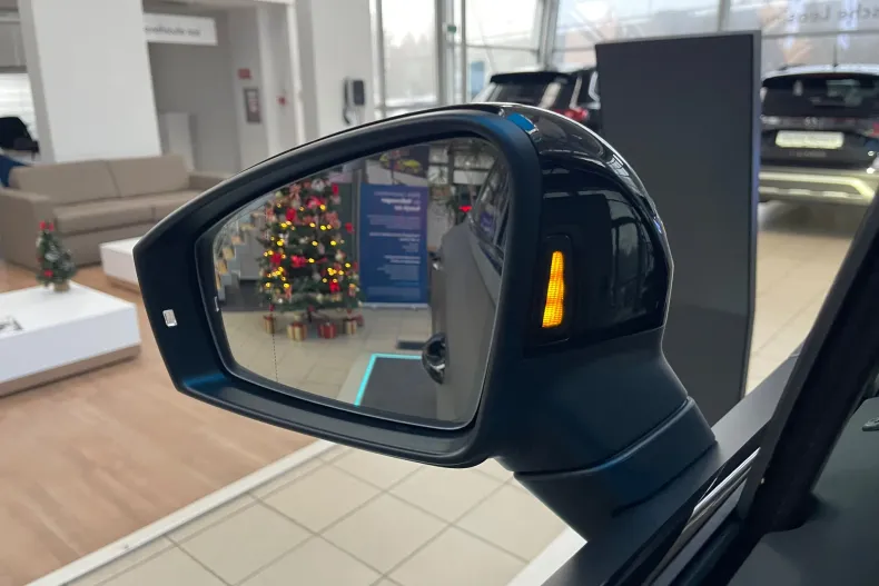 Volkswagen Touareg din 2025 cu 12 km - oferta VOL194300 - foto 29