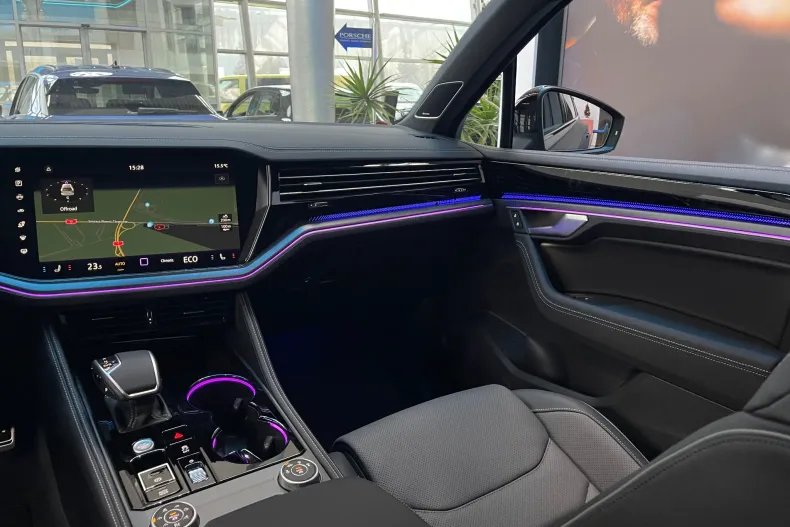 Volkswagen Touareg din 2025 cu 12 km - oferta VOL194300 - foto 36