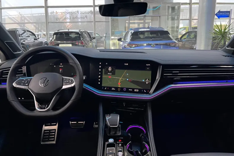 Volkswagen Touareg din 2025 cu 12 km - oferta VOL194300 - foto 37