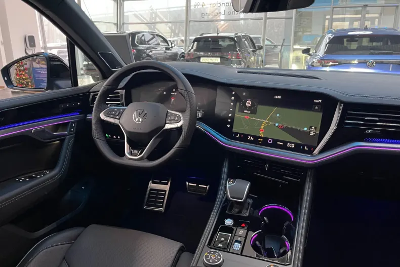 Volkswagen Touareg din 2025 cu 12 km - oferta VOL194300 - foto 40