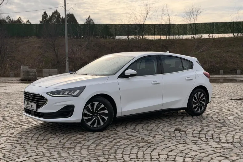 Ford Focus din 2023 cu 47.000 km - oferta FOR194306 - foto 2