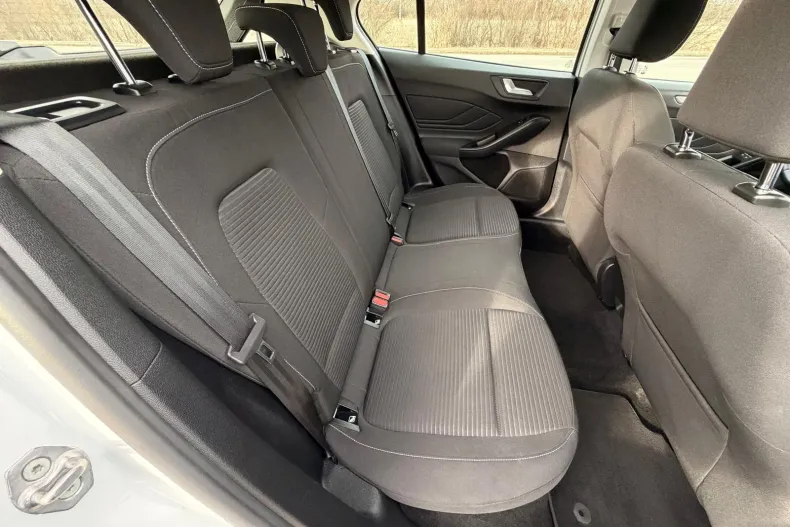Ford Focus din 2023 cu 47.000 km - oferta FOR194306 - foto 10
