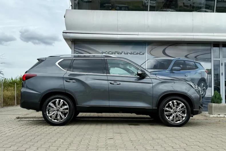 KGM Rexton din 2025 cu 9 km - oferta KGM194311 - foto 2