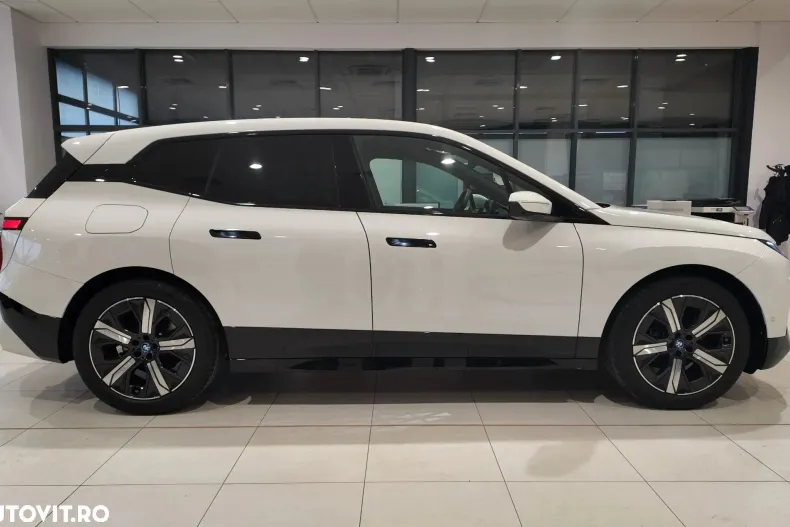 BMW iX din 2024 cu 8.400 km - oferta BMW194316 - foto 8