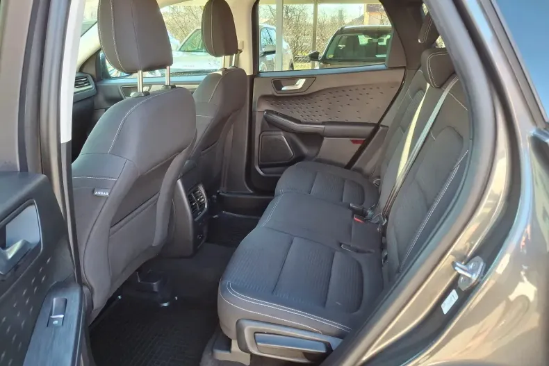 Ford Kuga din 2020 cu 92.798 km - oferta FOR194324 - foto 9