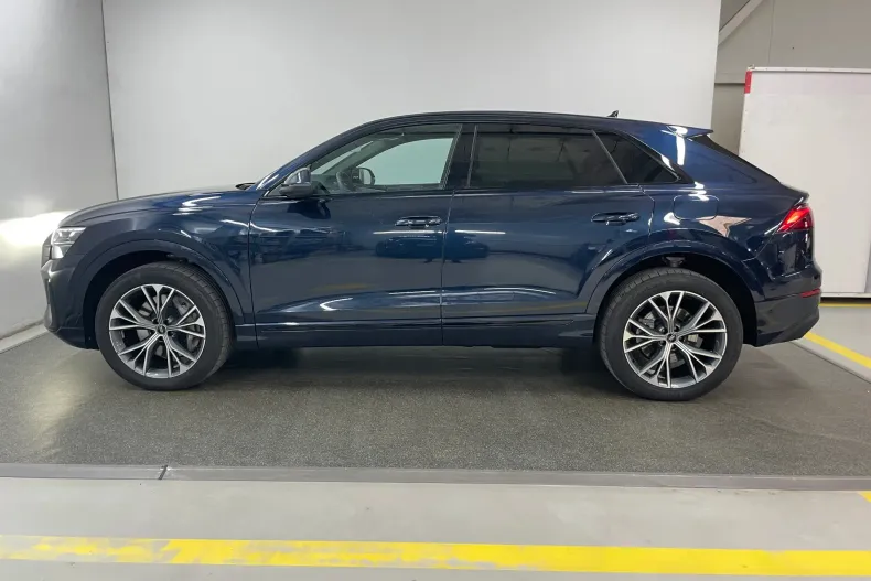 Audi Q8 din 2025 cu 17.300 km - oferta AUD194339 - foto 2