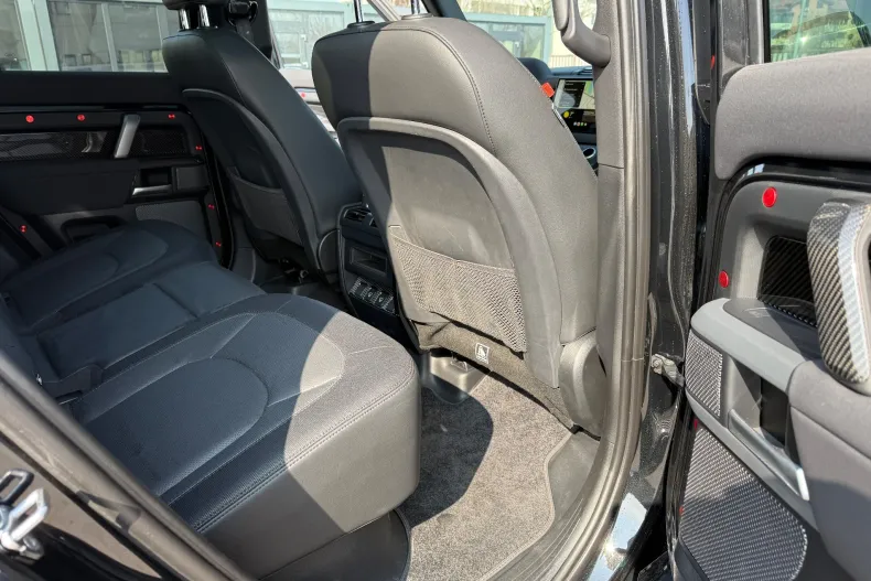 Land Rover Defender din 2022 cu 59.147 km - oferta LAN194340 - foto 19