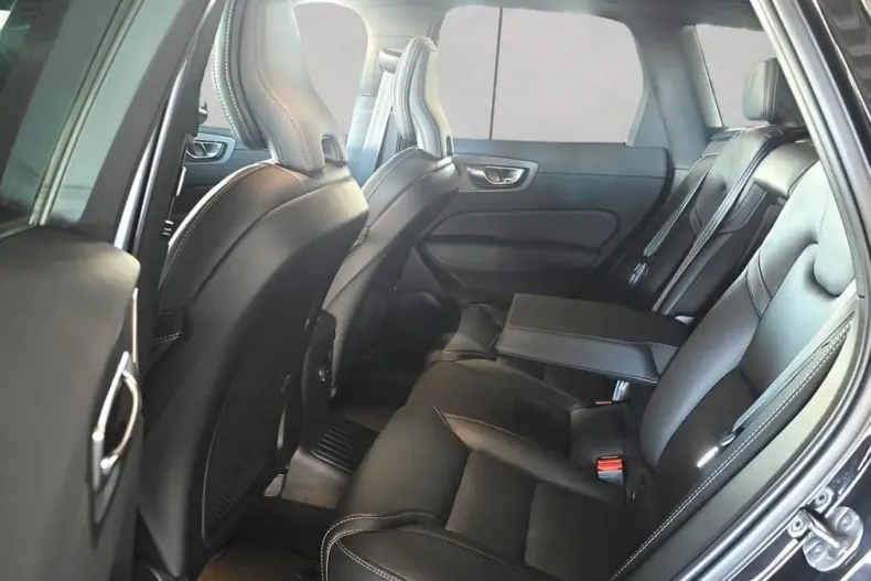 Volvo XC60 din 2025 cu 16.701 km - oferta VOL194370 - foto 15