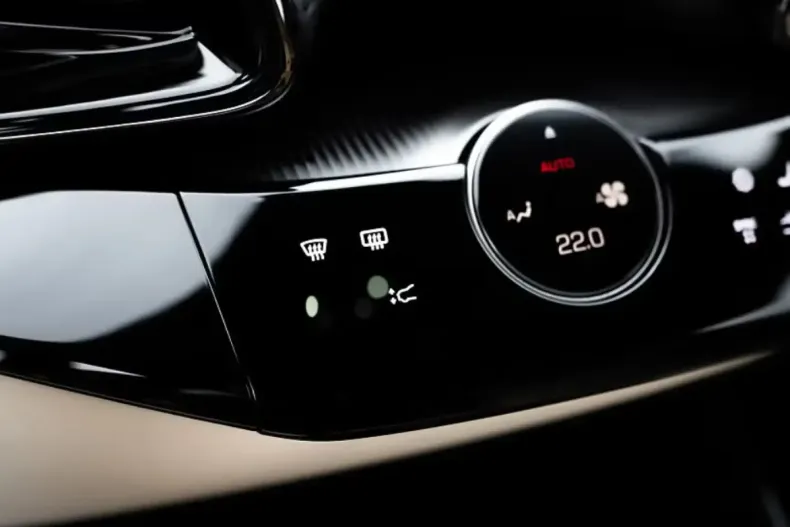 Ferrari Purosangue din 2026 cu 50 km - oferta FER194377 - foto 15